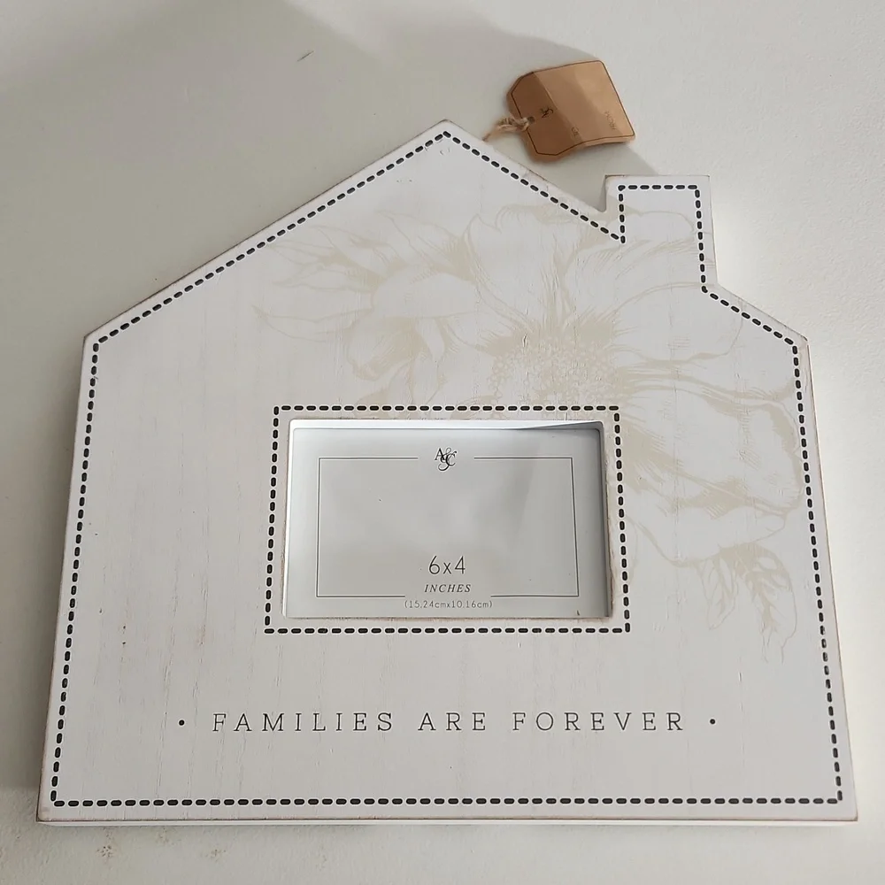 A&C Adams & Co NEW families are forever house frame 6x4 wood 1 inch thick